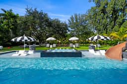 7BR Royal Palms Estate w/ Pool, Spa, Waterslide & Go-Kart - Image 3