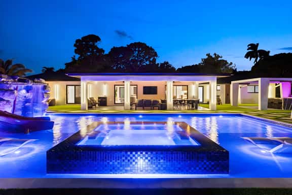 7BR Royal Palms Estate | Pool + Spa • Waterslide & Go-Kart - Image 1