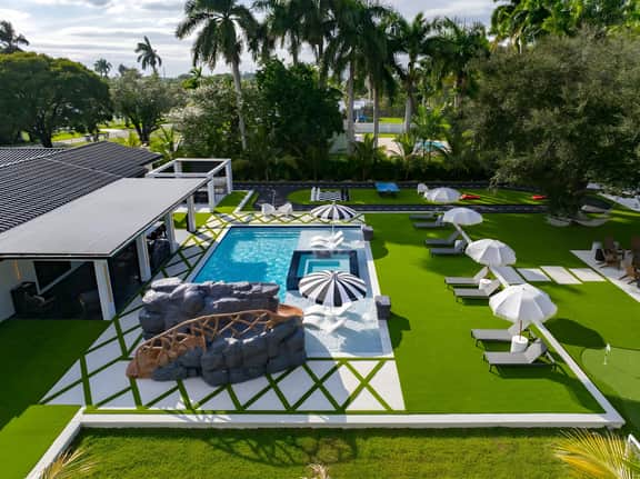 7BR Private Estate w/ Pool, Spa, Waterslide & Go-Karts